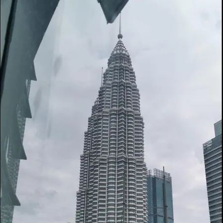 Fnf Suites Kuala Lumpur Exterior photo